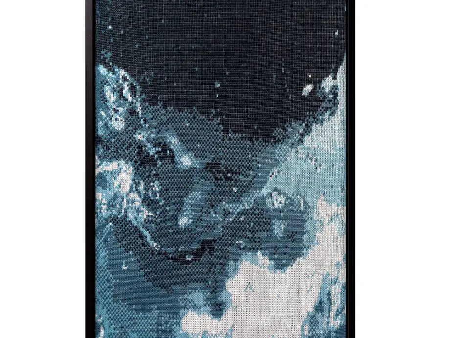 <em>Baumwolle / Stricktechnik 60 x 103  cm</em>